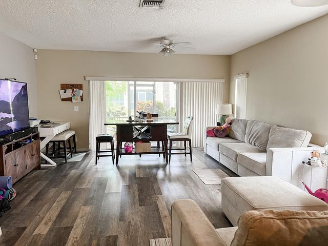 12014 SW 2nd Street, Pembroke Pines, FL 33025