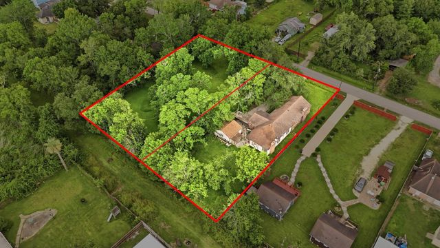 9314 Klondike St, Houston, TX 77075