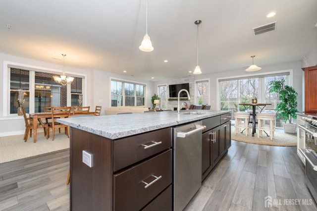 34 Riverwalk, Plainsboro, NJ 08536