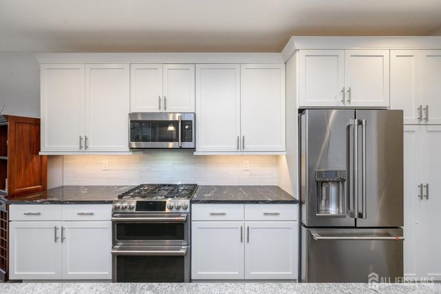34 Riverwalk, Plainsboro, NJ 08536