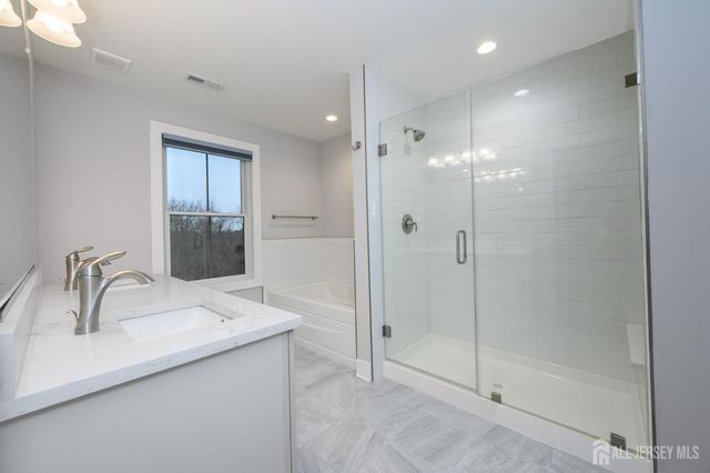 34 Riverwalk, Plainsboro, NJ 08536