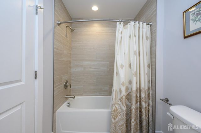 34 Riverwalk, Plainsboro, NJ 08536