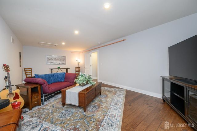 34 Riverwalk, Plainsboro, NJ 08536