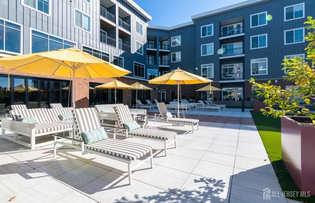 34 Riverwalk, Plainsboro, NJ 08536