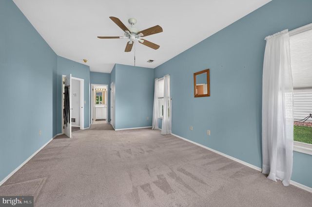 232 WAGON WHEEL LN, Columbus, NJ 08022