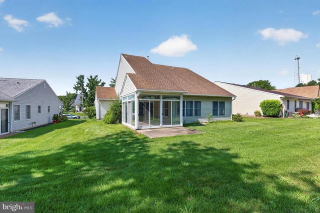 232 WAGON WHEEL LN, Columbus, NJ 08022