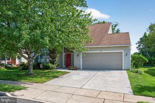 232 WAGON WHEEL LN, Columbus, NJ 08022