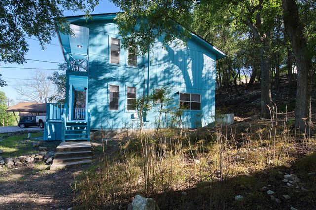 833 Old Ranch Road 12, San Marcos, TX 78666