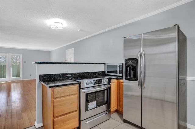 7705 Meadow Park Drive 209, Dallas, TX 75230