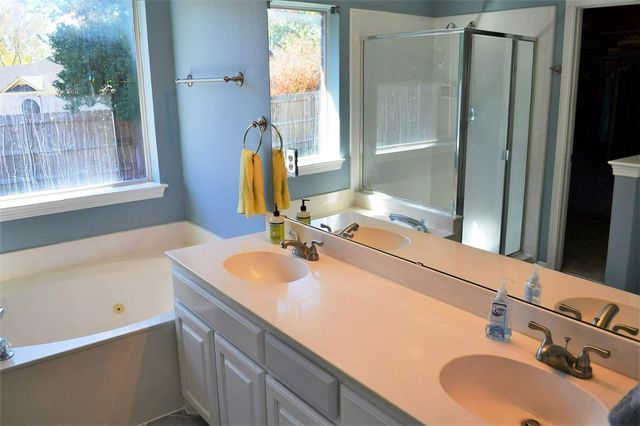 5004 Ivycrest Trail, Arlington, TX 76017