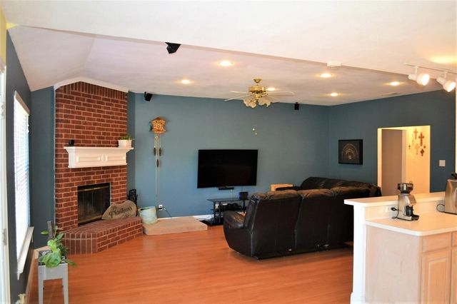 5004 Ivycrest Trail, Arlington, TX 76017