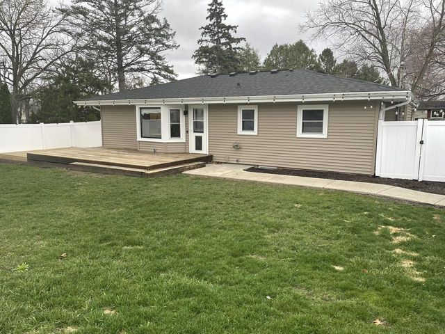 814 E Chicago STREET, Whitewater, WI 53190