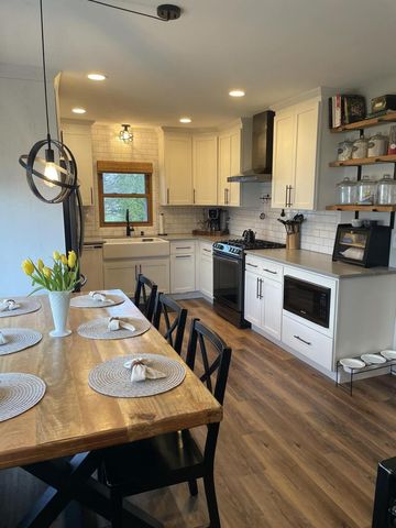 814 E Chicago STREET, Whitewater, WI 53190