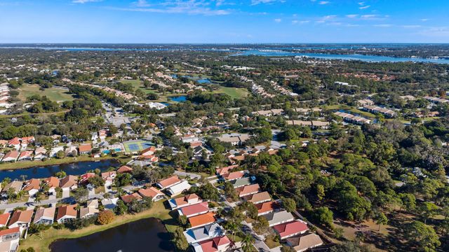 2114 SW Silver Pine Way 121-C2, Palm City, FL 34990