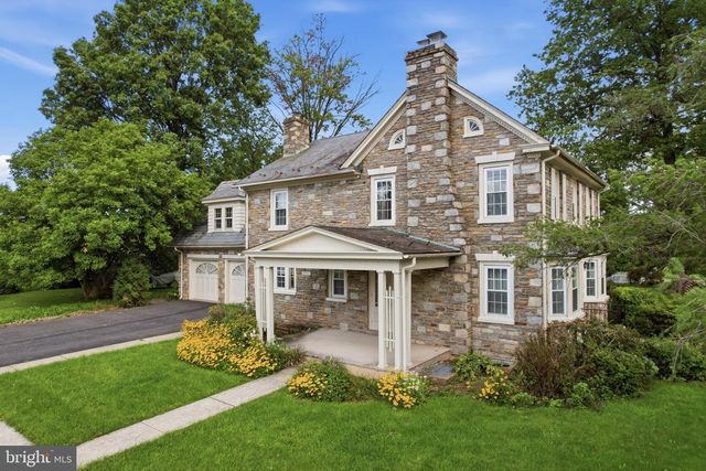421 PARK AVE, Quakertown, PA 18951