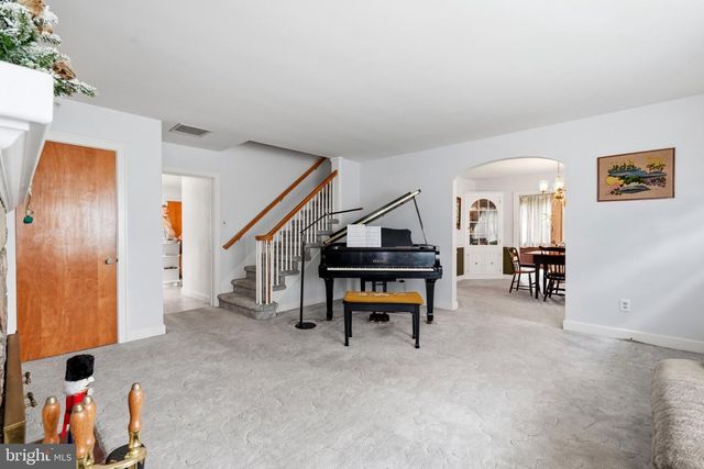 421 PARK AVE, Quakertown, PA 18951