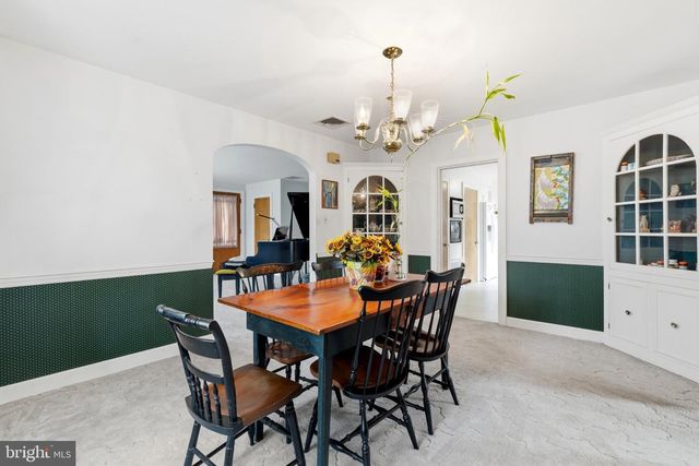 421 PARK AVE, Quakertown, PA 18951