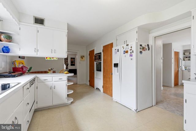 421 PARK AVE, Quakertown, PA 18951