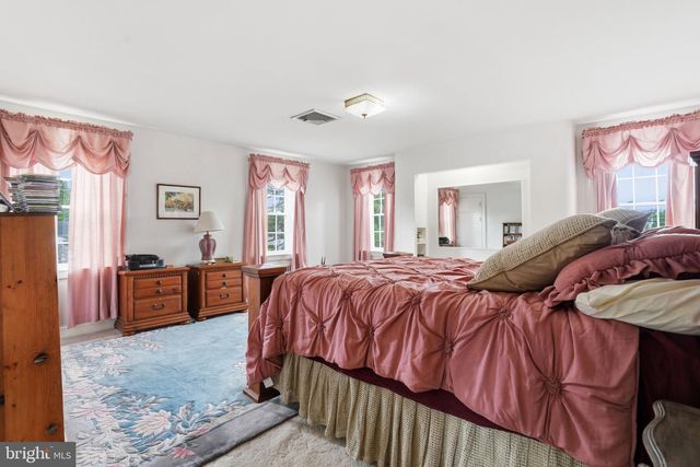 421 PARK AVE, Quakertown, PA 18951