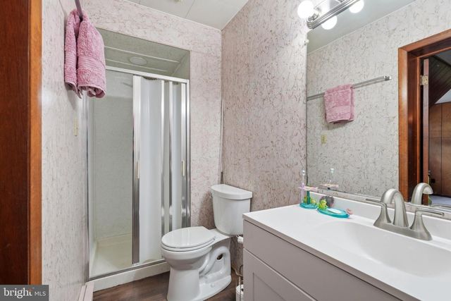 421 PARK AVE, Quakertown, PA 18951