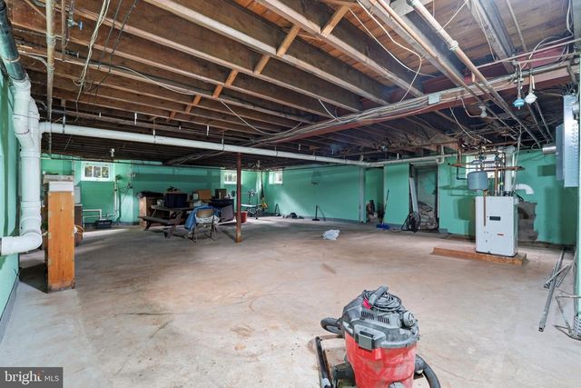 421 PARK AVE, Quakertown, PA 18951