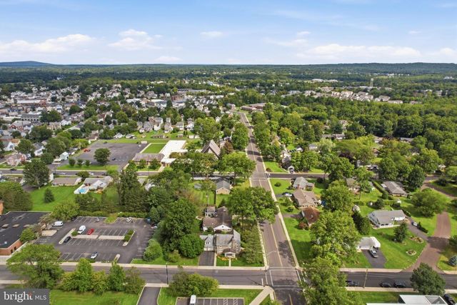 421 PARK AVE, Quakertown, PA 18951