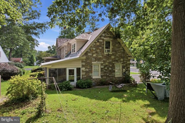 421 PARK AVE, Quakertown, PA 18951