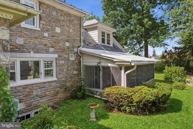 421 PARK AVE, Quakertown, PA 18951