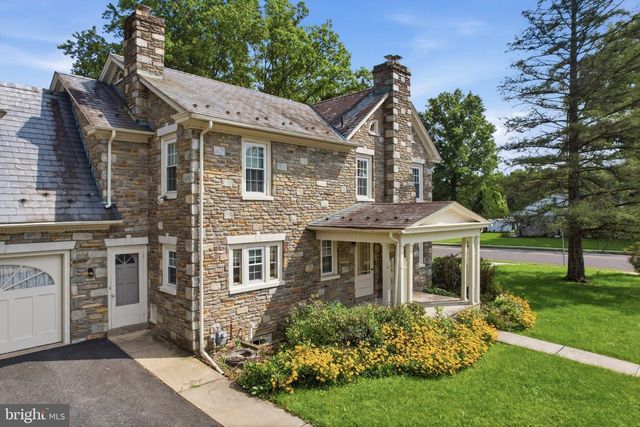 421 PARK AVE, Quakertown, PA 18951