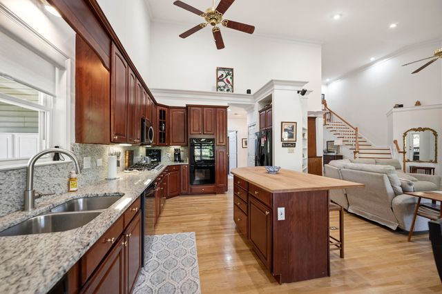 129 Taylor Avenue, Paris, KY 40361