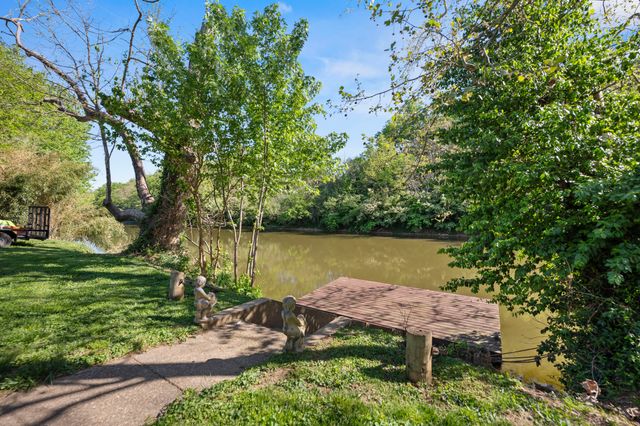 129 Taylor Avenue, Paris, KY 40361