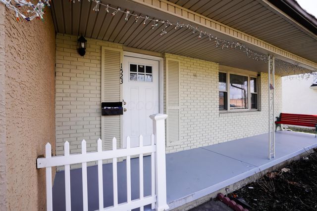 1523 Hempwood Drive, Columbus, OH 43229