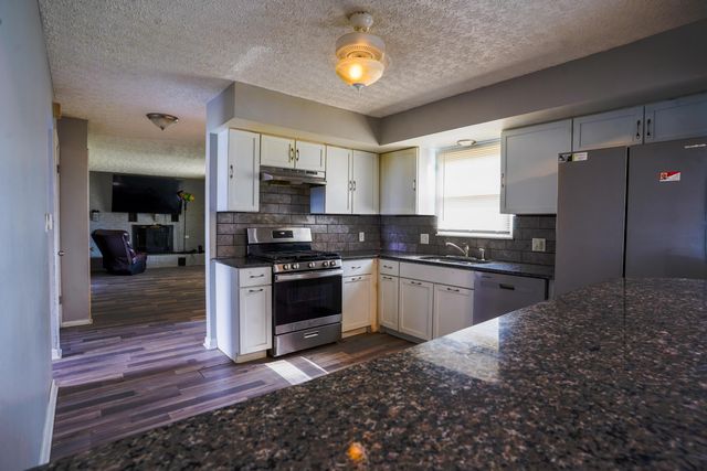 1523 Hempwood Drive, Columbus, OH 43229