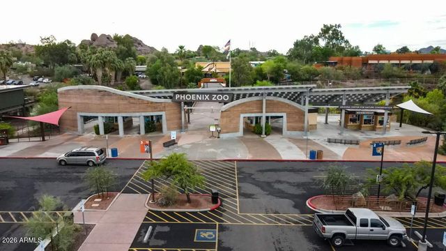 6708 E BELLEVIEW Street, Scottsdale, AZ 85257