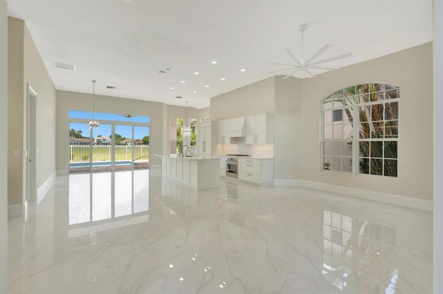 1012 Diamond Head Way, Palm Beach Gardens, FL 33418
