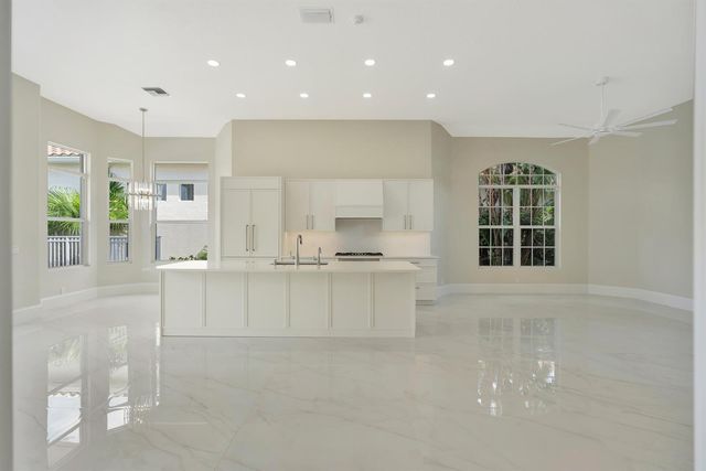 1012 Diamond Head Way, Palm Beach Gardens, FL 33418