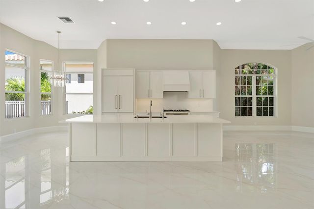 1012 Diamond Head Way, Palm Beach Gardens, FL 33418