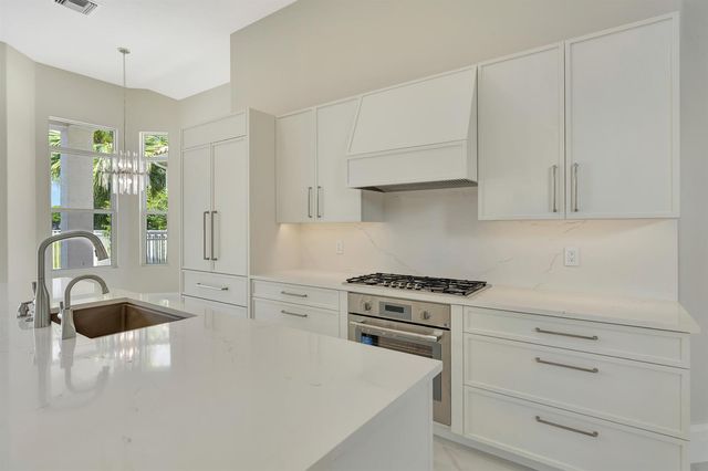 1012 Diamond Head Way, Palm Beach Gardens, FL 33418