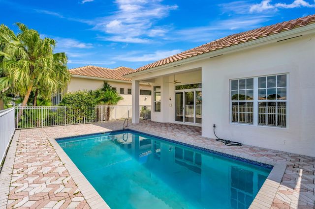 1012 Diamond Head Way, Palm Beach Gardens, FL 33418