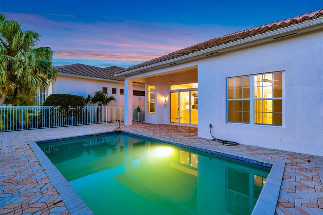 1012 Diamond Head Way, Palm Beach Gardens, FL 33418