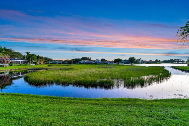 1012 Diamond Head Way, Palm Beach Gardens, FL 33418