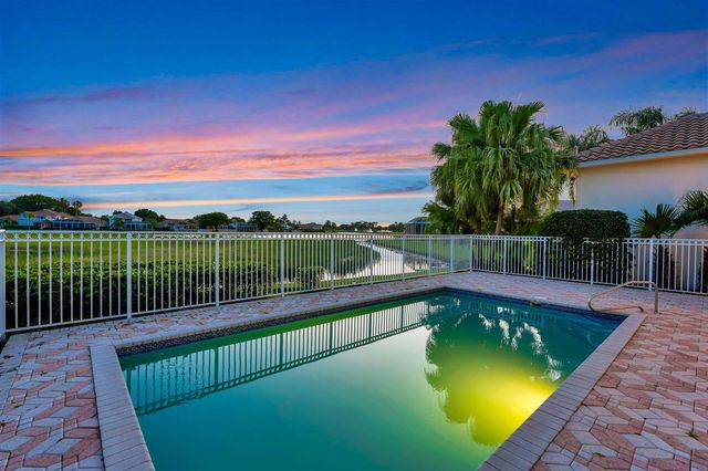 1012 Diamond Head Way, Palm Beach Gardens, FL 33418