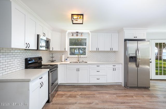 109 CANAL Street, Crescent City, FL 32112
