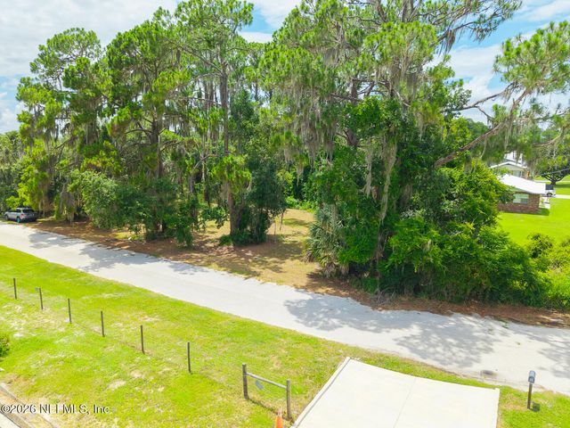 109 CANAL Street, Crescent City, FL 32112