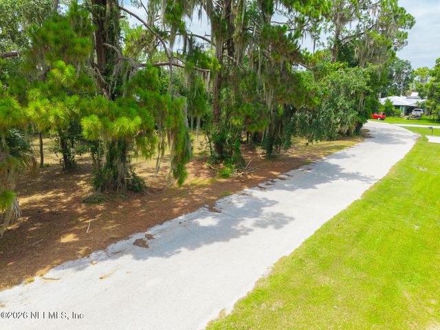 109 CANAL Street, Crescent City, FL 32112