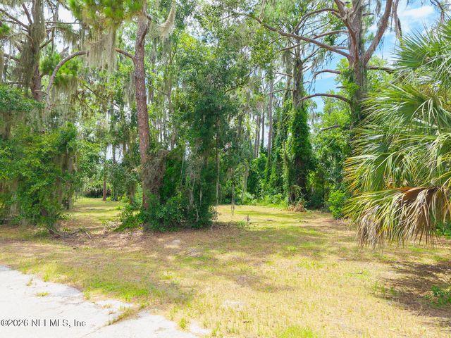 109 CANAL Street, Crescent City, FL 32112