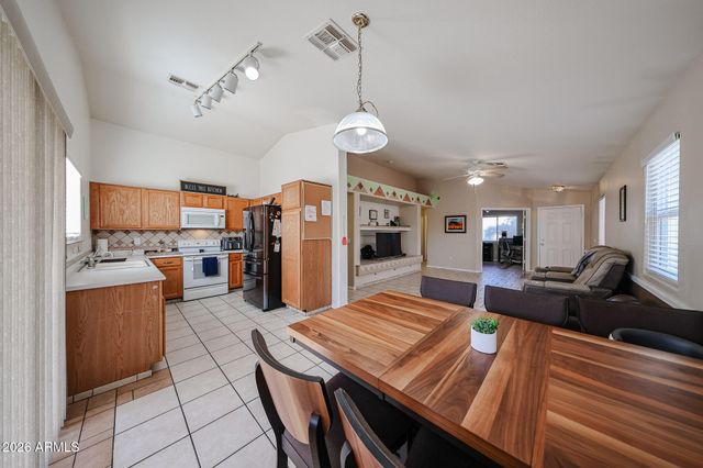 13709 W Ocotillo Lane, Surprise, AZ 85374