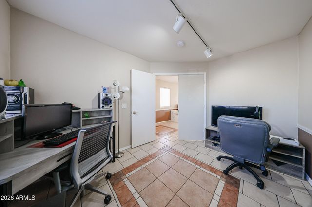 13709 W Ocotillo Lane, Surprise, AZ 85374