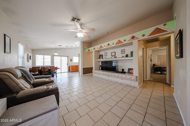 13709 W Ocotillo Lane, Surprise, AZ 85374