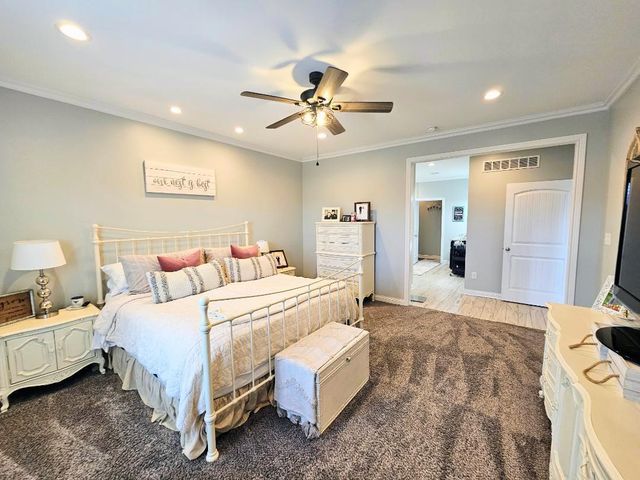 504 Shelburne Way, Nicholasville, KY 40356